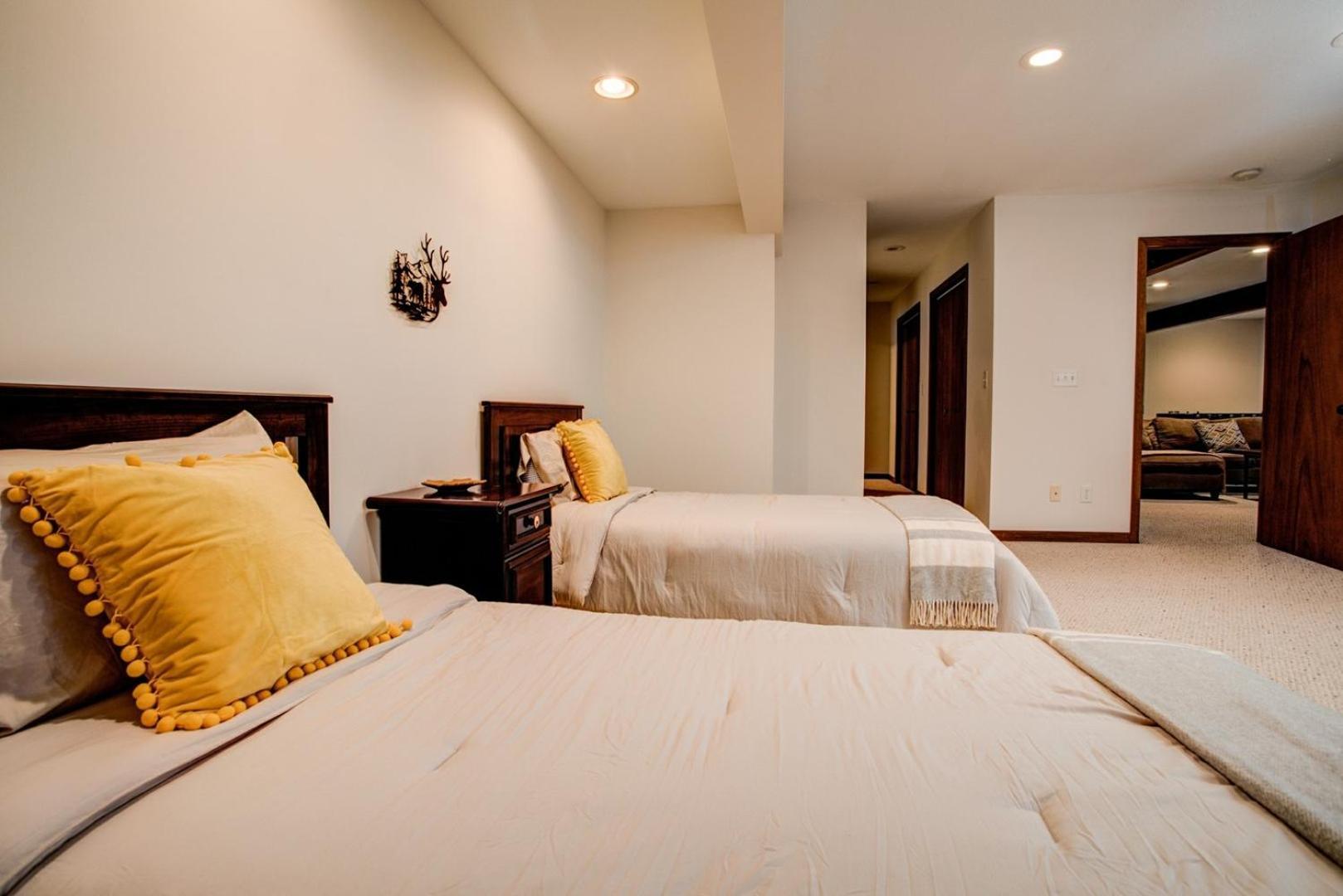 Wolf Ridge Retreat Villa Swiss Ngoại thất bức ảnh