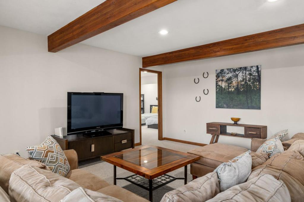 Wolf Ridge Retreat Villa Swiss Ngoại thất bức ảnh